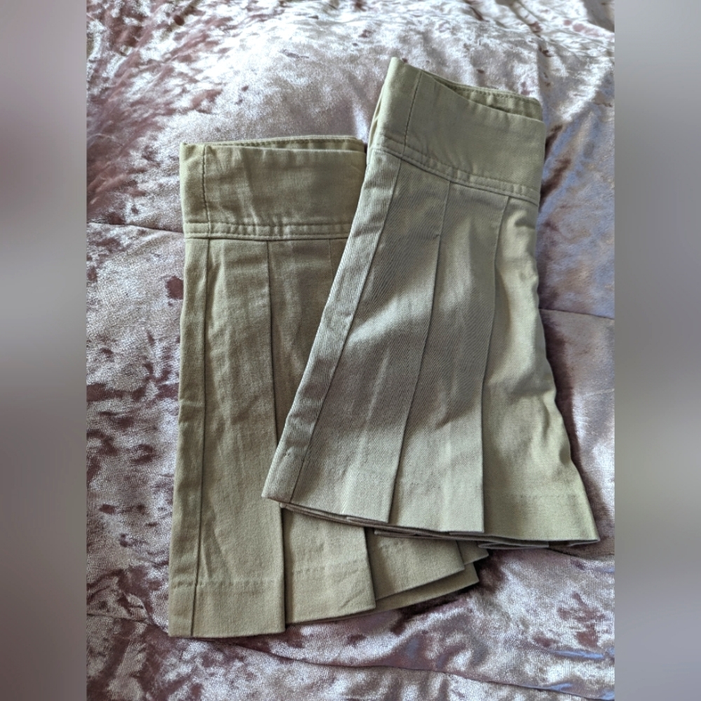 Uniform Pleated Skirt 2 pack